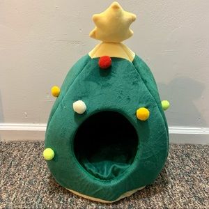 Christmas Tree Cat Dog Pet Bed NWOT